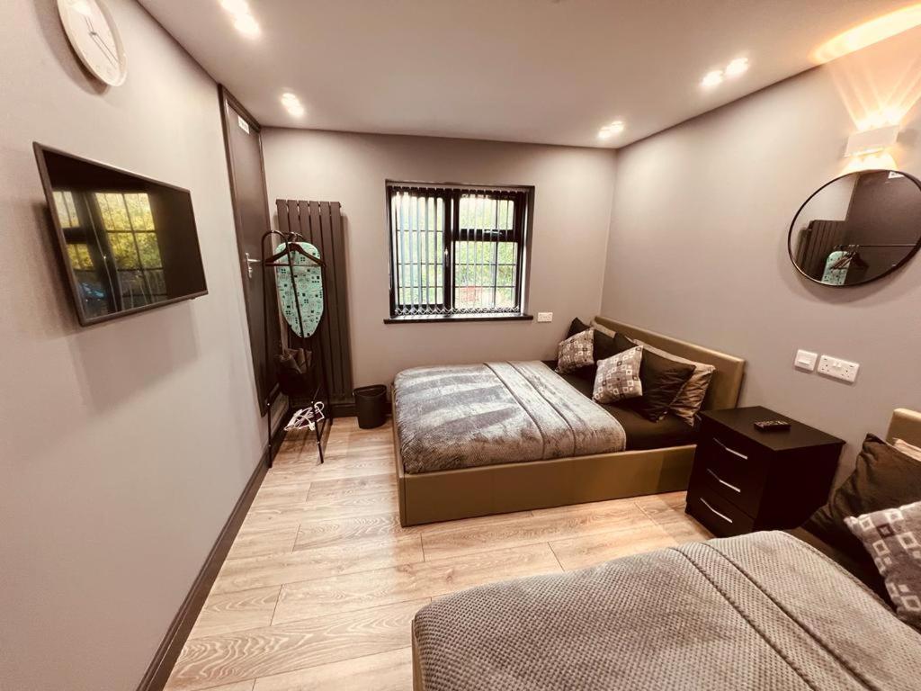 Urban Escape *4 Bedroom House* With Free Parking Birmingham Eksteriør bilde